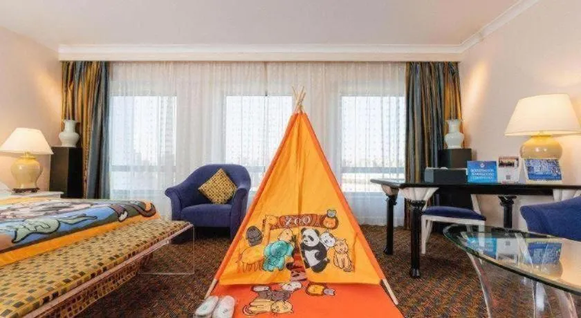 Bed in Grand Skylight Hotel Royal, Beijing