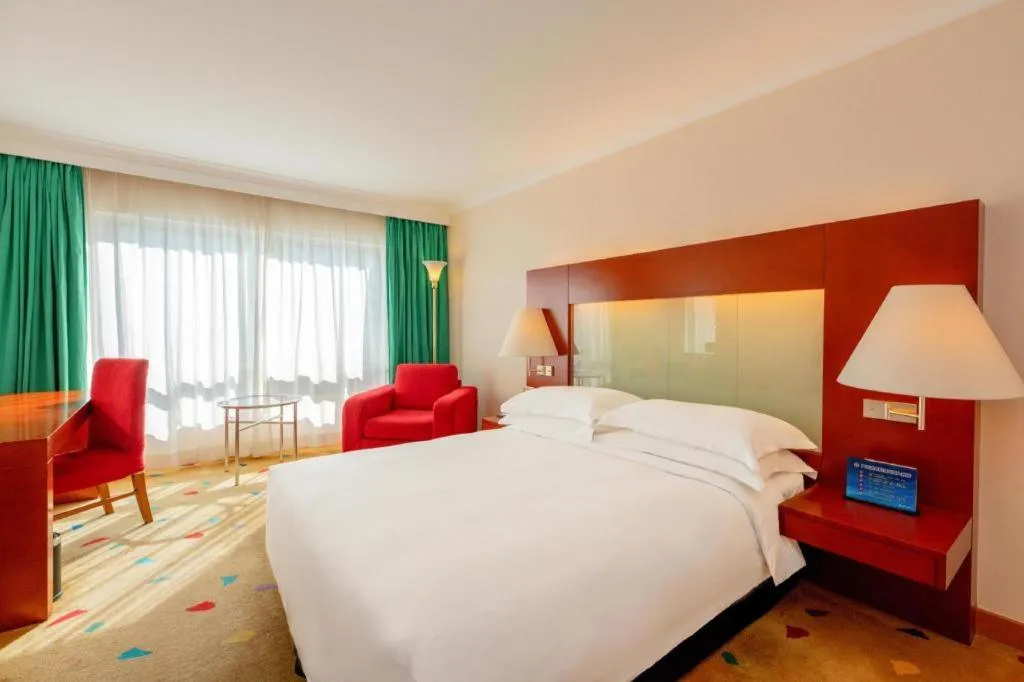 Bed in Grand Skylight Hotel Royal, Beijing