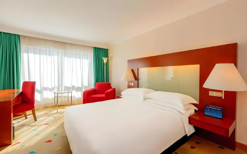 Bed in Grand Skylight Hotel Royal, Beijing