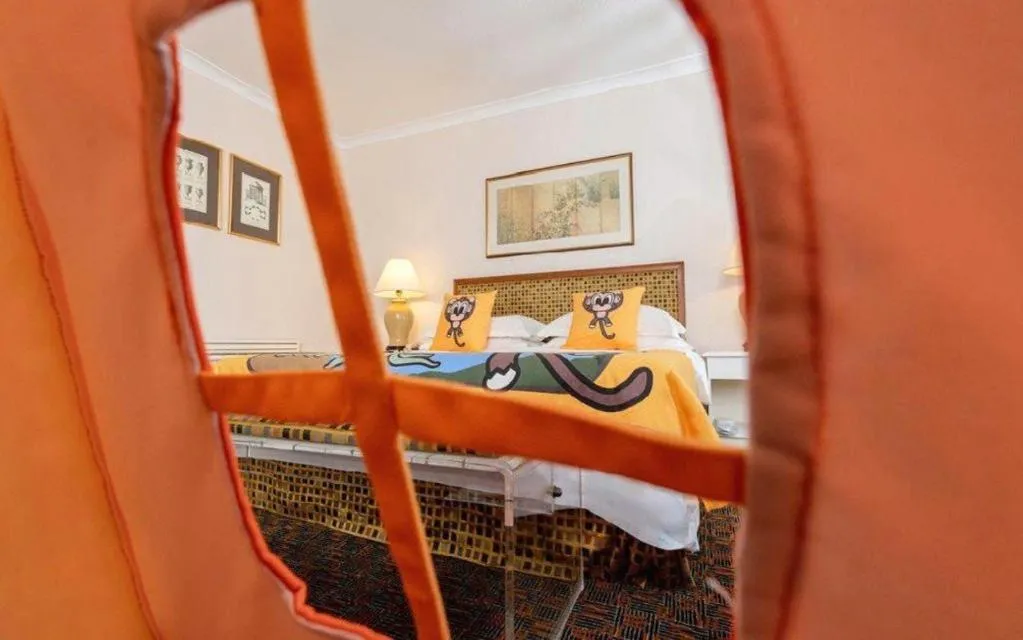 Bed in Grand Skylight Hotel Royal, Beijing