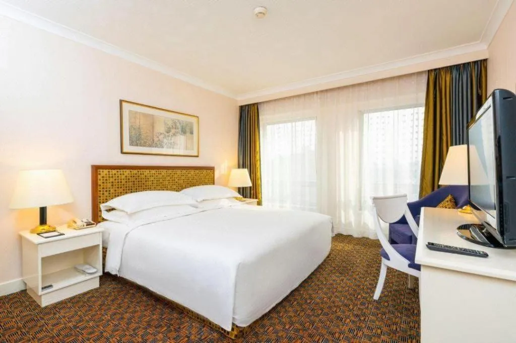 Bed in Grand Skylight Hotel Royal, Beijing