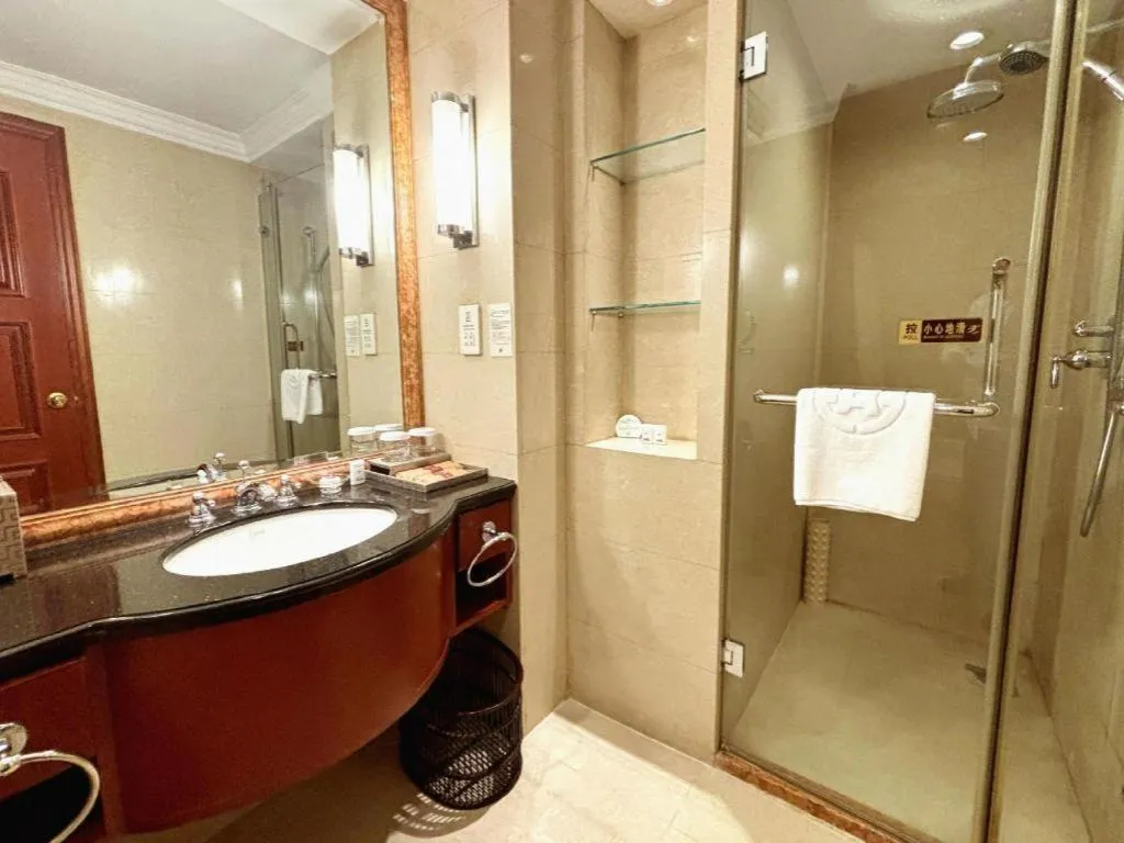 Xinhai Jinjiang Hotel