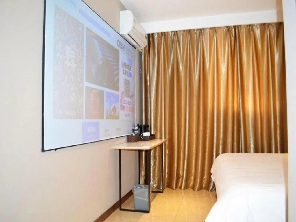 Bed in GreenTree Inn Harbin Central Avenue