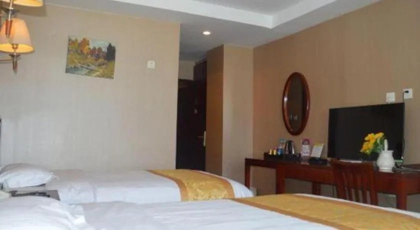 Bed in GreenTree Inn Harbin Central Avenue