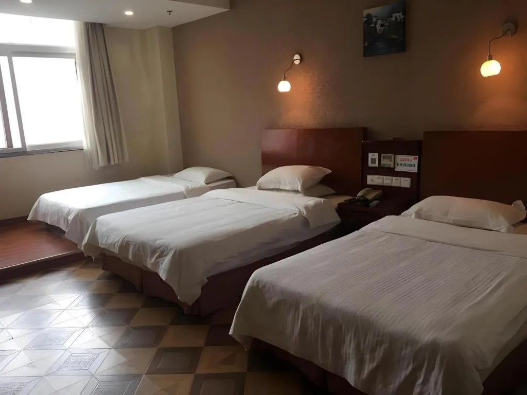 Bed in GreenTree Inn Rizhao Train Station