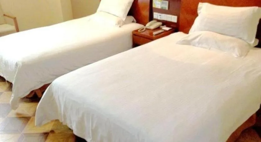 GreenTree Inn Rizhao Train Station