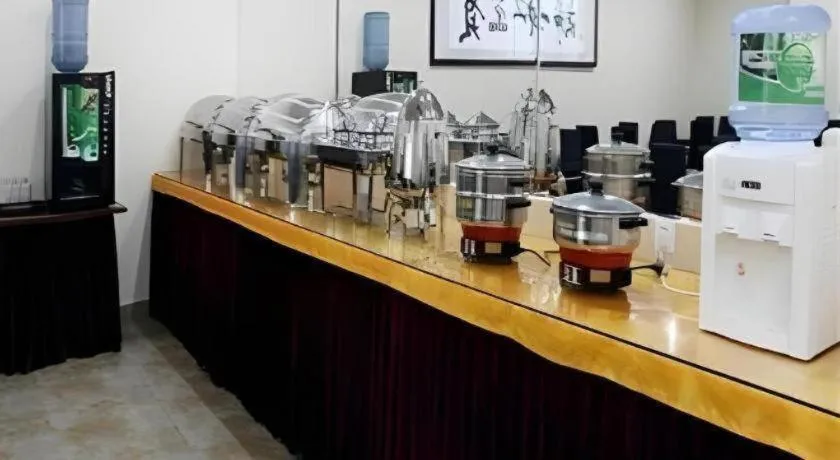 GreenTree Inn Rizhao Train Station