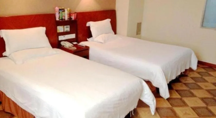 Bed in GreenTree Inn Rizhao Train Station