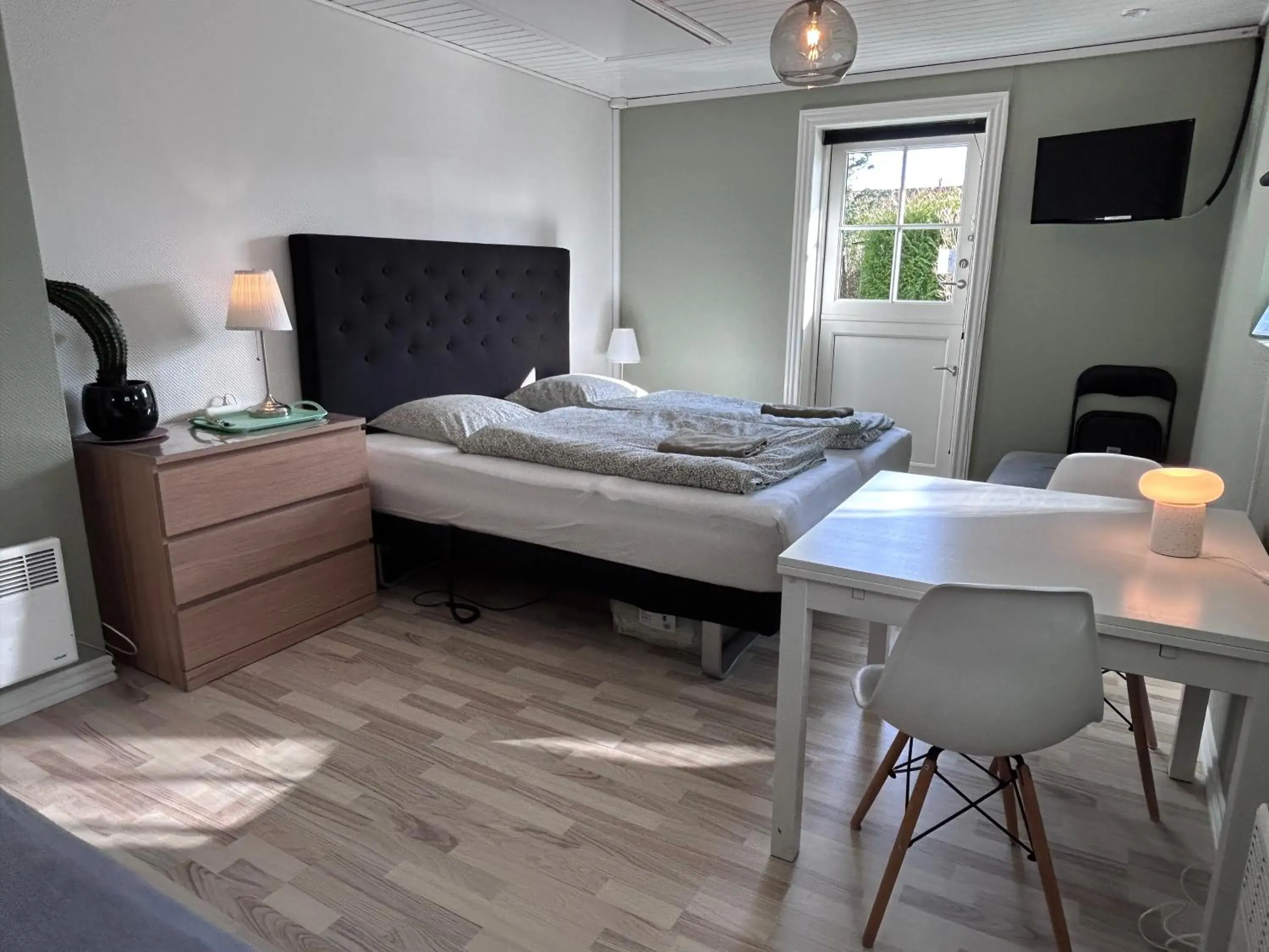 Double Room with Shared Toilet in Piccobello Bed & Breakfast Valløby Køge Double Room with Shared Toilet in Piccobello Bed & Breakfast Valløby Køge