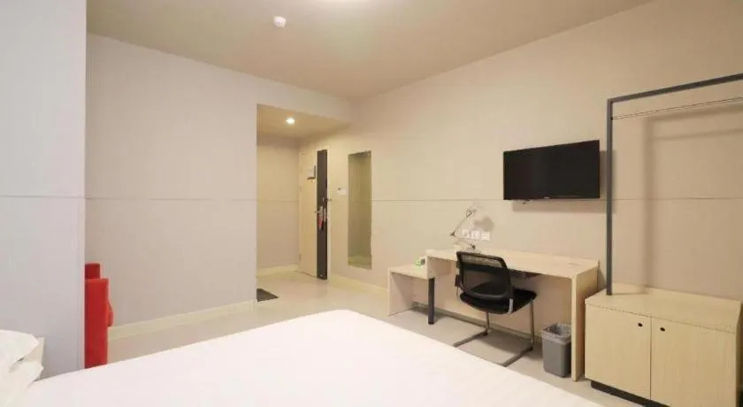 Bed in Jinjiang Inn Shanghai Minhang Zhuanqiao