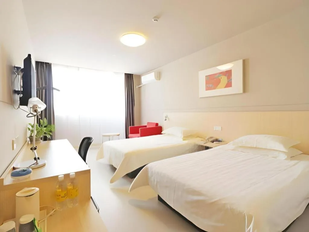 Bed in Jinjiang Inn Shanghai Minhang Zhuanqiao