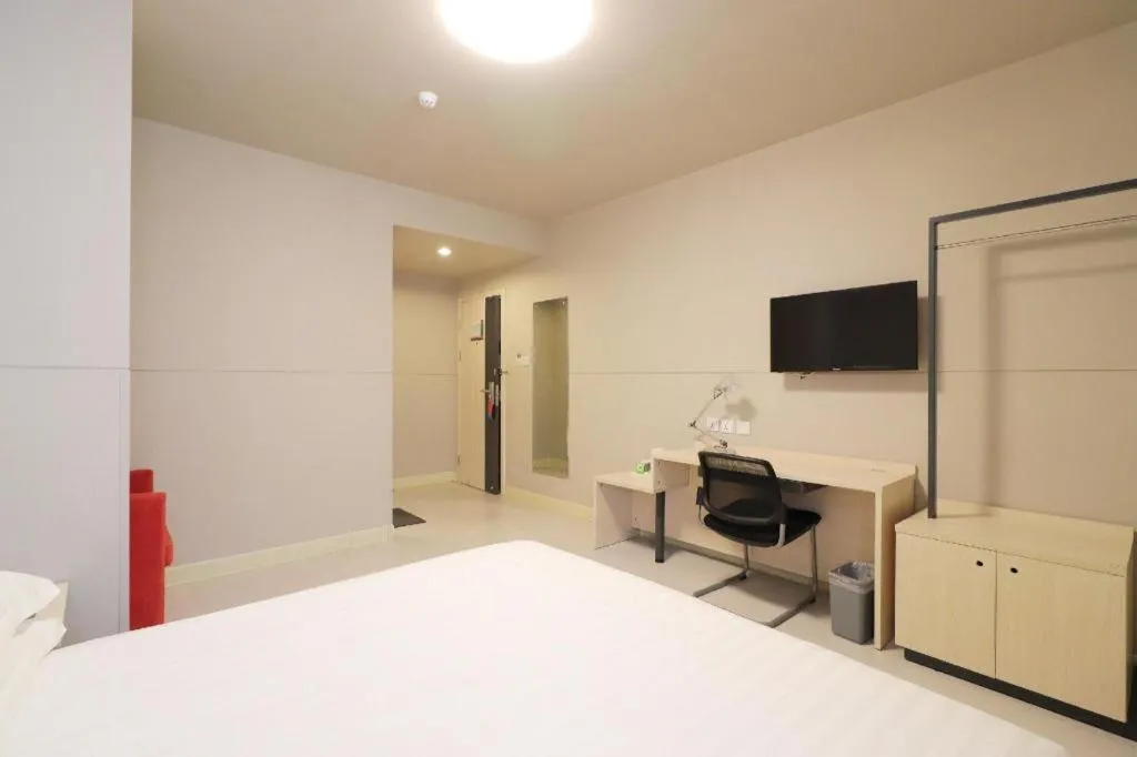 Bed in Jinjiang Inn Shanghai Minhang Zhuanqiao