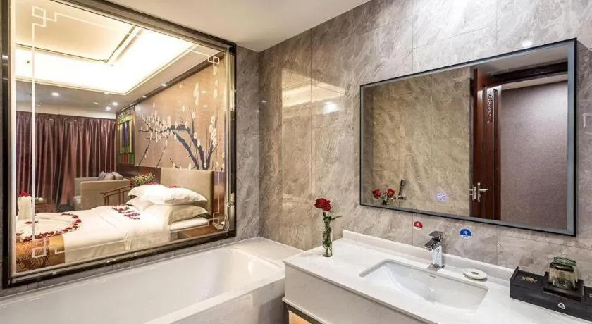 Bed in Nan Guo Hotel