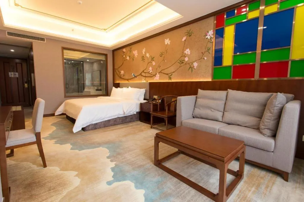 Bed in Nan Guo Hotel