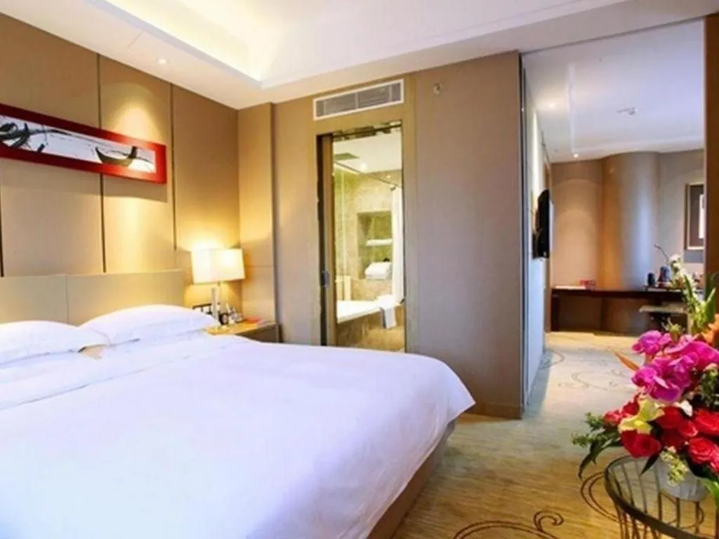 Bed in Ramada by Wyndham Xi'an Bell Tower