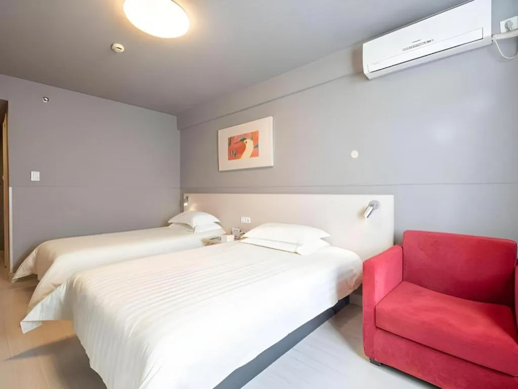 Bed in Magnotel Classic Shenyang General Hospital of Northern Theater Command