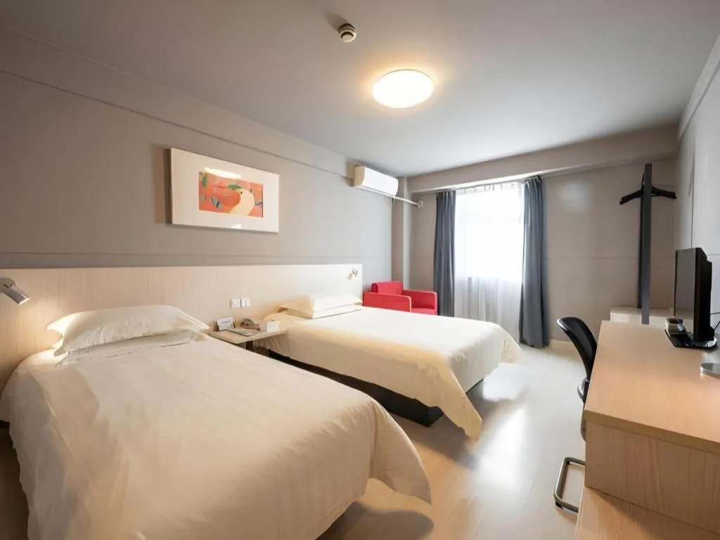 Bed in Magnotel Classic Shenyang General Hospital of Northern Theater Command