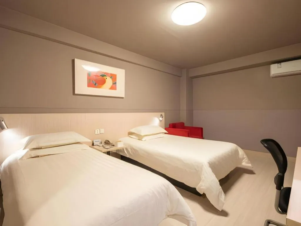 Bed in Magnotel Classic Shenyang General Hospital of Northern Theater Command