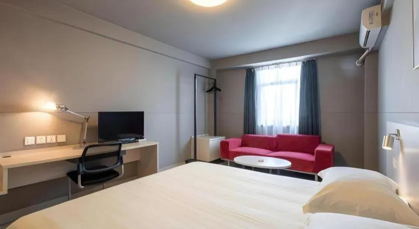 Bed in Magnotel Classic Shenyang General Hospital of Northern Theater Command