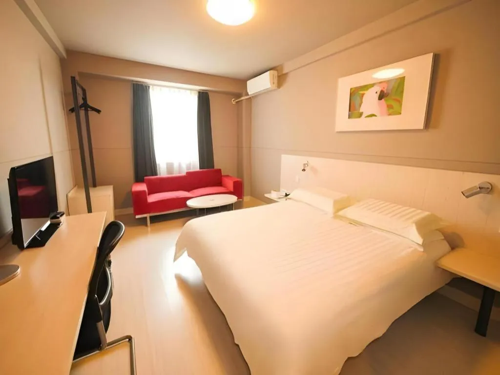 Bed in Magnotel Classic Shenyang General Hospital of Northern Theater Command