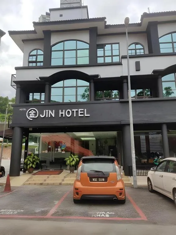 Jin Hotel