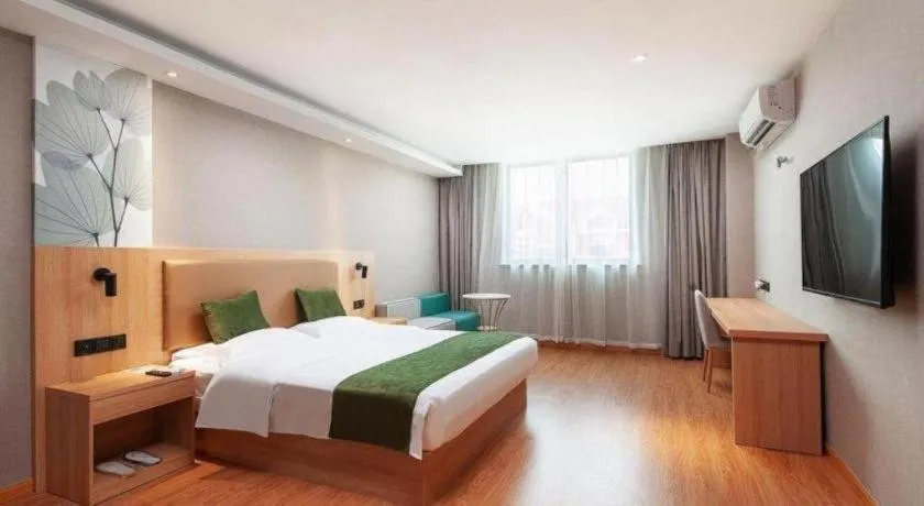 Bed in GreenTree Inn Shanghai Jiading Anting Motor City Express Hotel