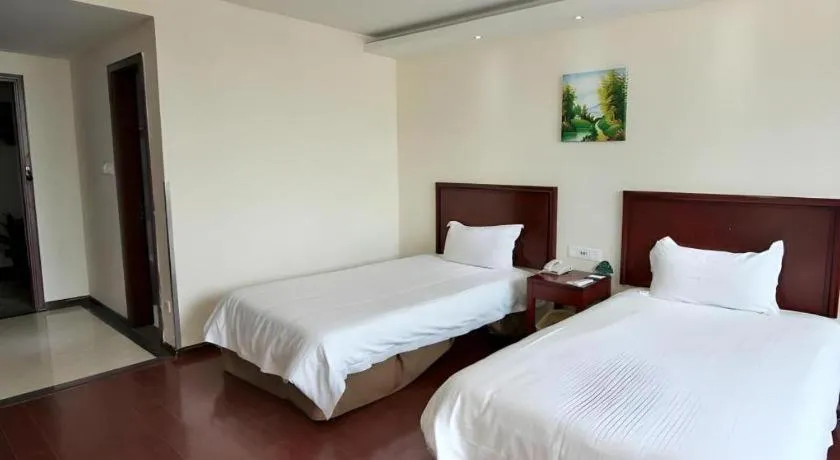 Bed in GreenTree Inn Shanghai Jiading Anting Motor City Express Hotel