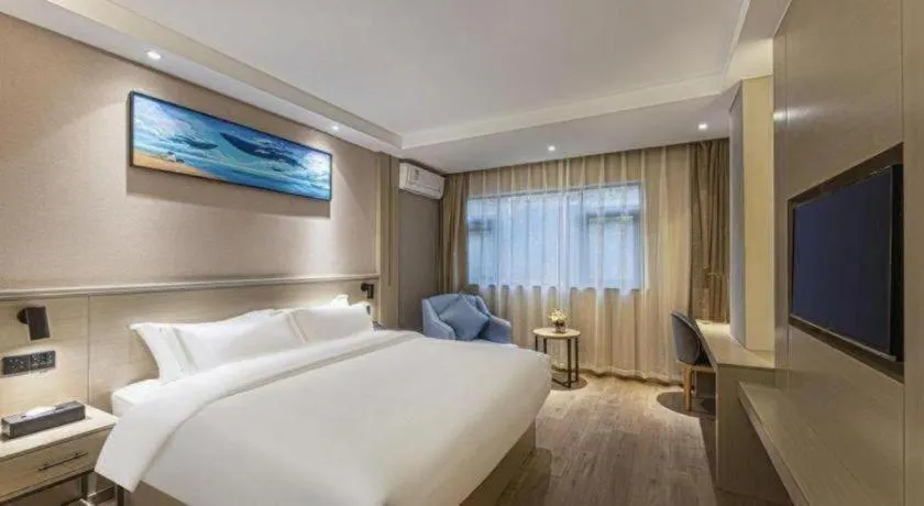 Bed in GreenTree Inn Shanghai Jiading Anting Motor City Express Hotel