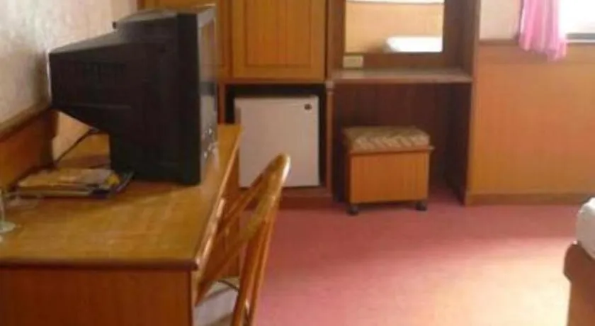 Sakol Grand Palace Hotel