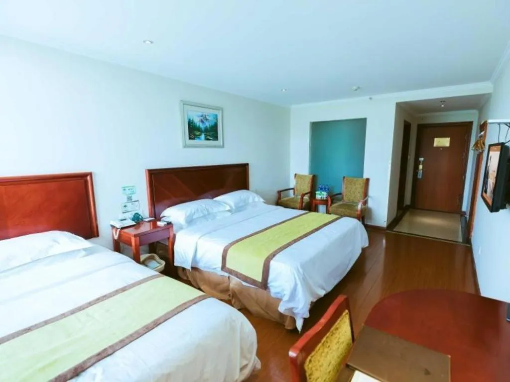 Bed in GreenTree Inn Jiaxing Zhongan Business Hotel