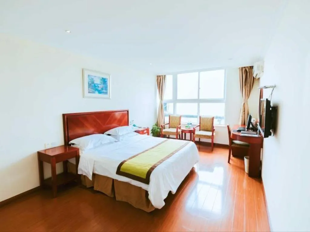 Bed in GreenTree Inn Jiaxing Zhongan Business Hotel