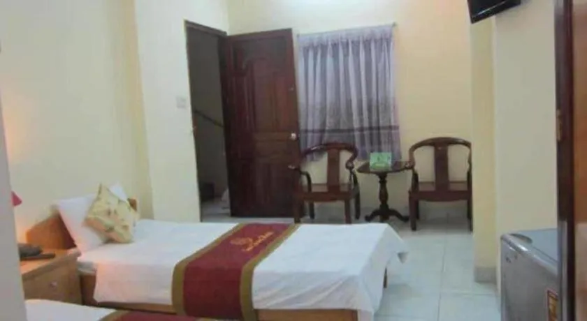 Bed in Son Tung Hotel - De Tham Street