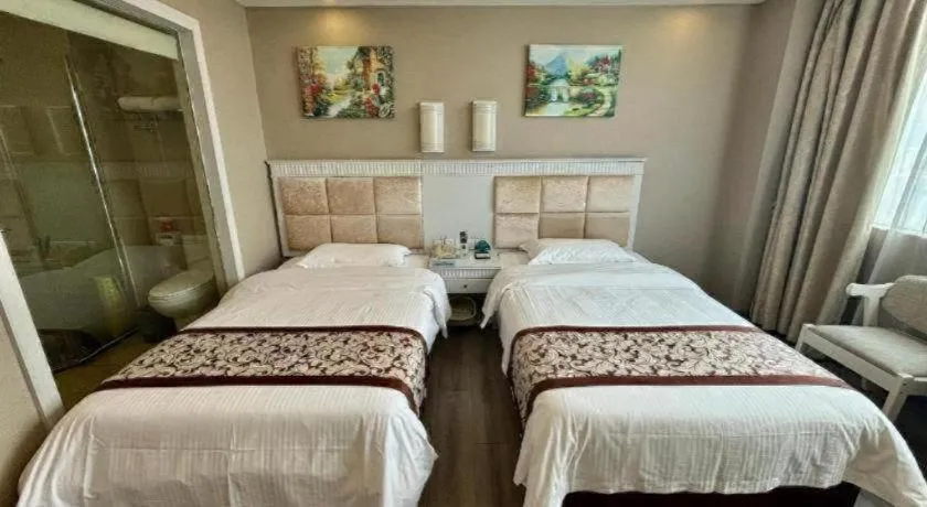 Bed in GreenTree Inn Guangdong Huizhou Chenjiang Intercity Rail Station Business Hotel