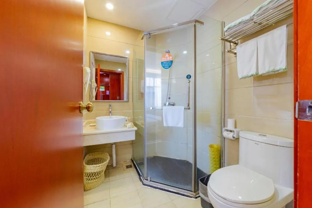 GreenTree Inn Guangdong Huizhou Chenjiang Intercity Rail Station Business Hotel