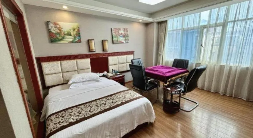 Bed in GreenTree Inn Guangdong Huizhou Chenjiang Intercity Rail Station Business Hotel
