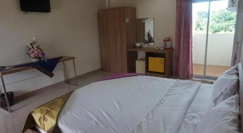 Bed in Bumnsaya Place