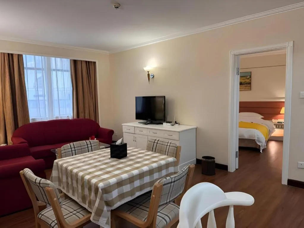 Bed in Shantou Golden Gulf Hotel