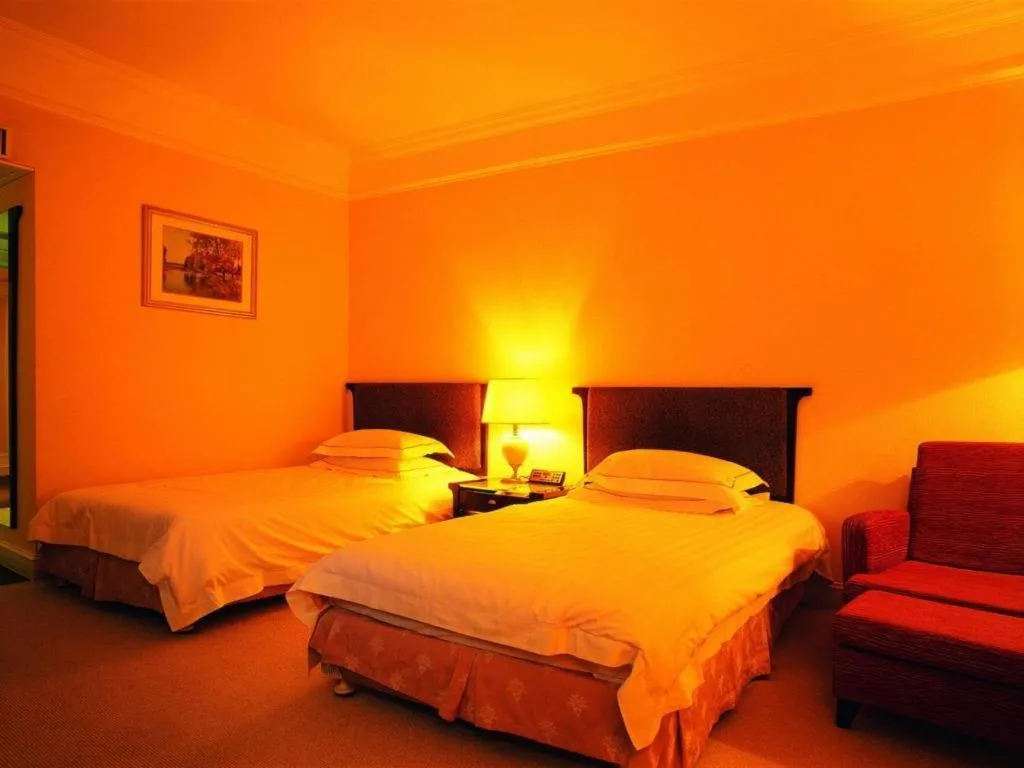 Bed in Shantou Golden Gulf Hotel