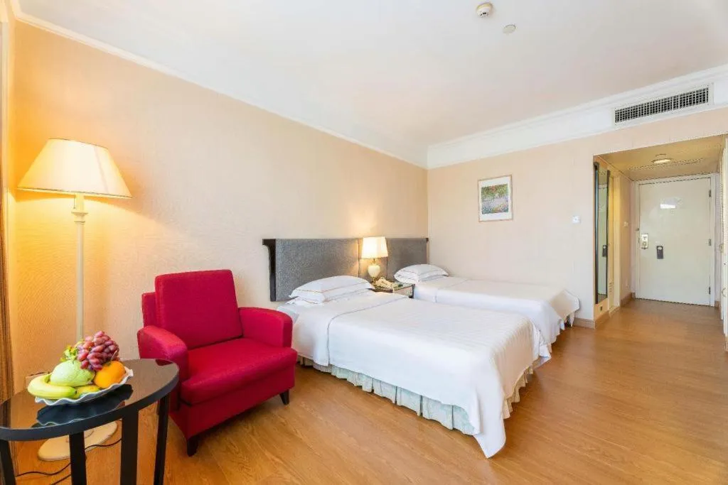 Bed in Shantou Golden Gulf Hotel