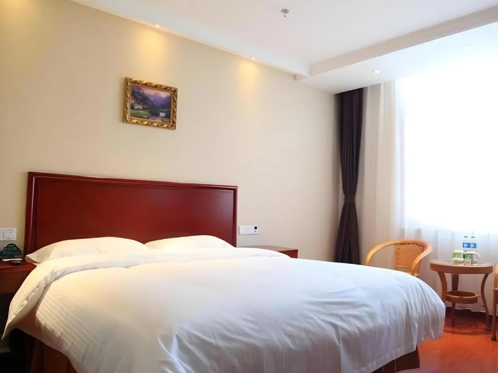 Bed in GreenTree Inn Hebei Langfang Bazhou Railway Station West Yingbin Road Express Hotel