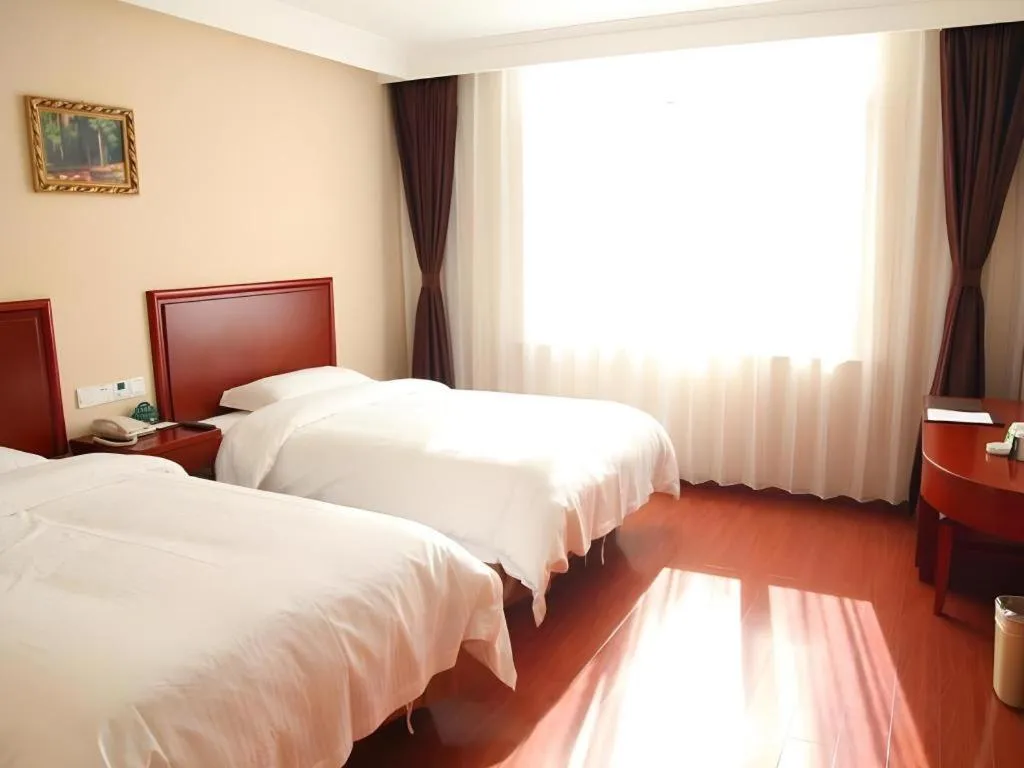 Bed in GreenTree Inn Hebei Langfang Bazhou Railway Station West Yingbin Road Express Hotel