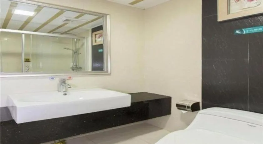 Bed in 7 Days Inn Guangzhou Zoo Huanghuagang Metro Station