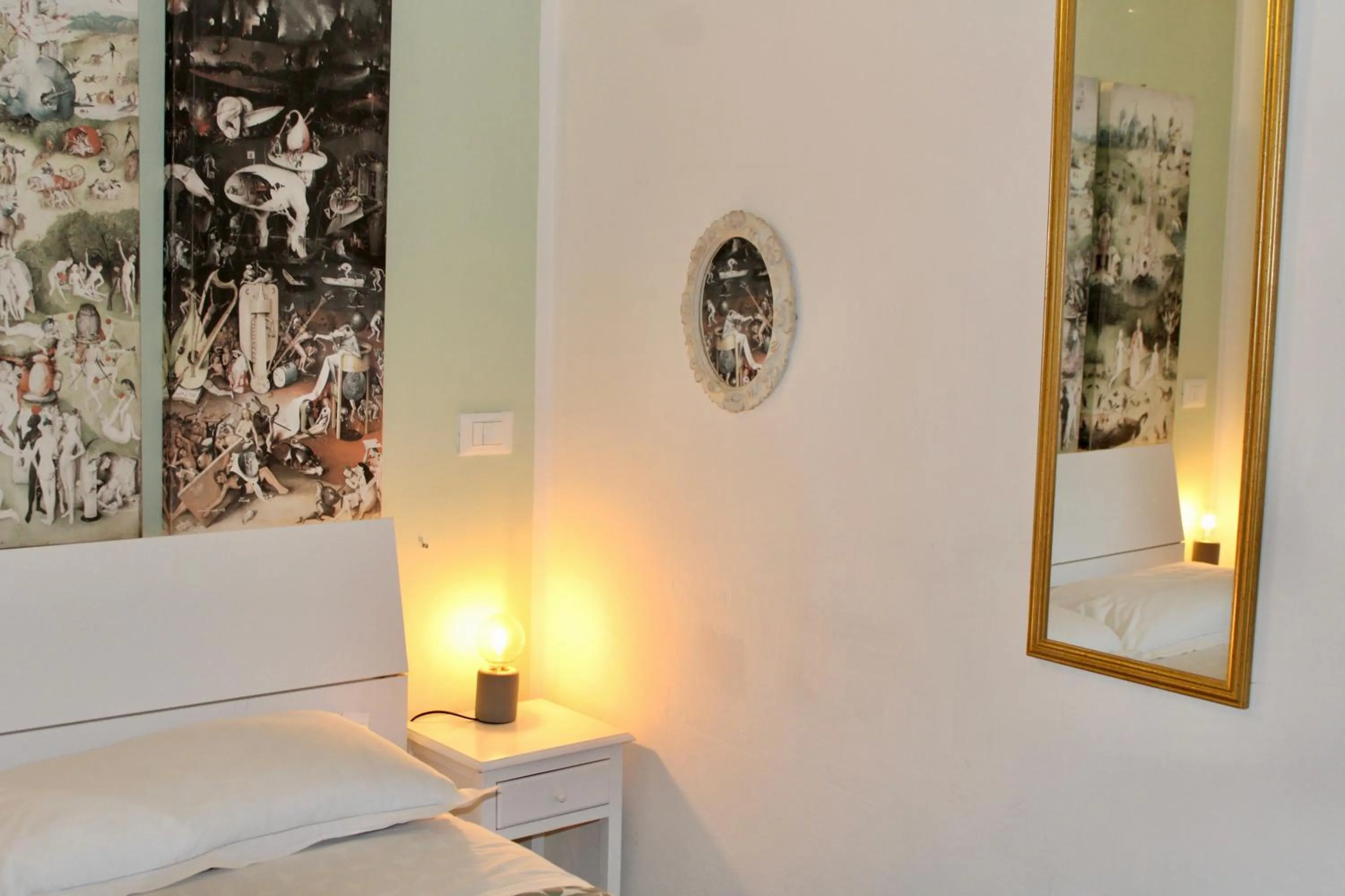 Bed in The Green Gate - Airport Guest House