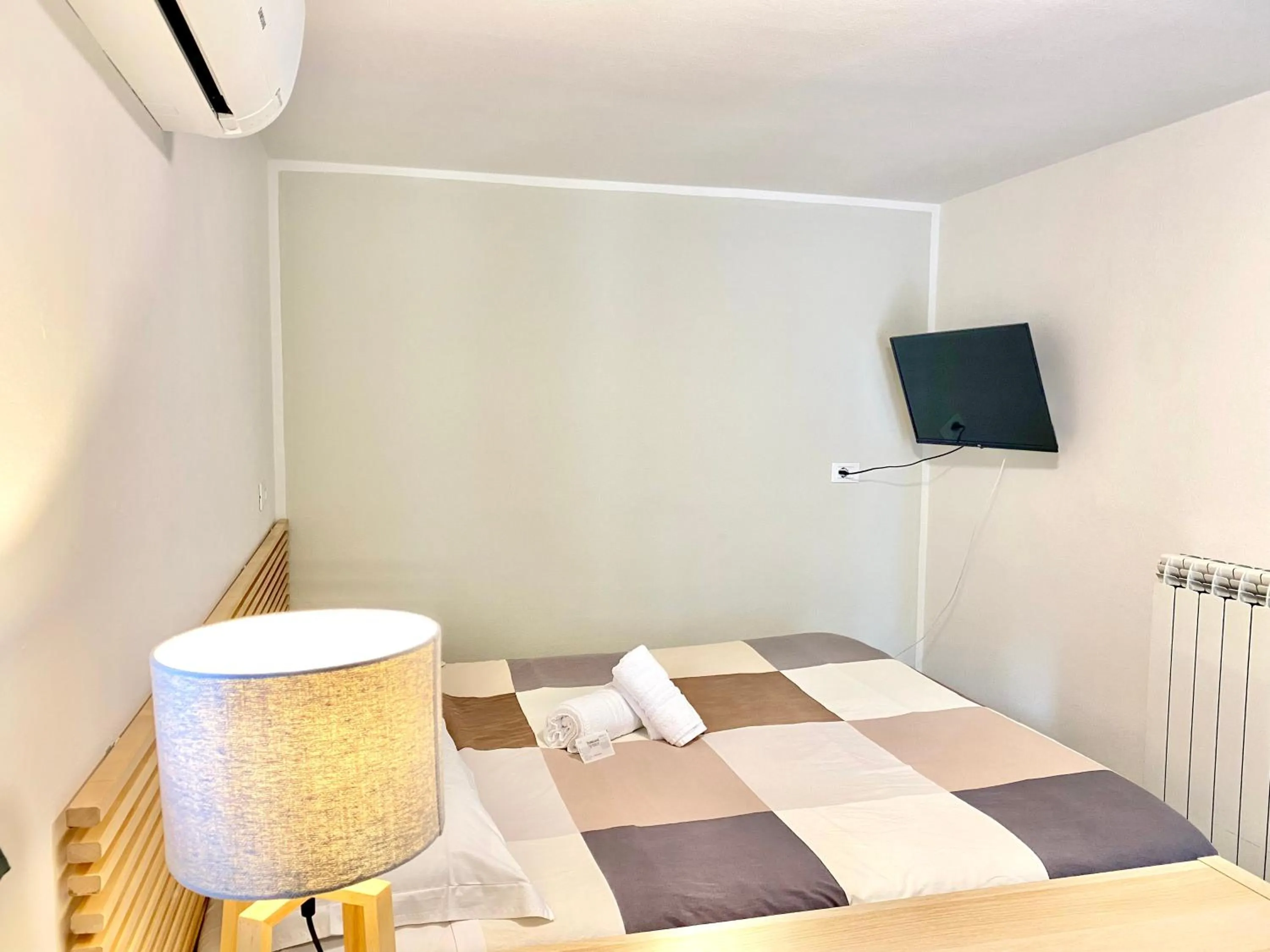 Bed in The Green Gate - Airport Guest House