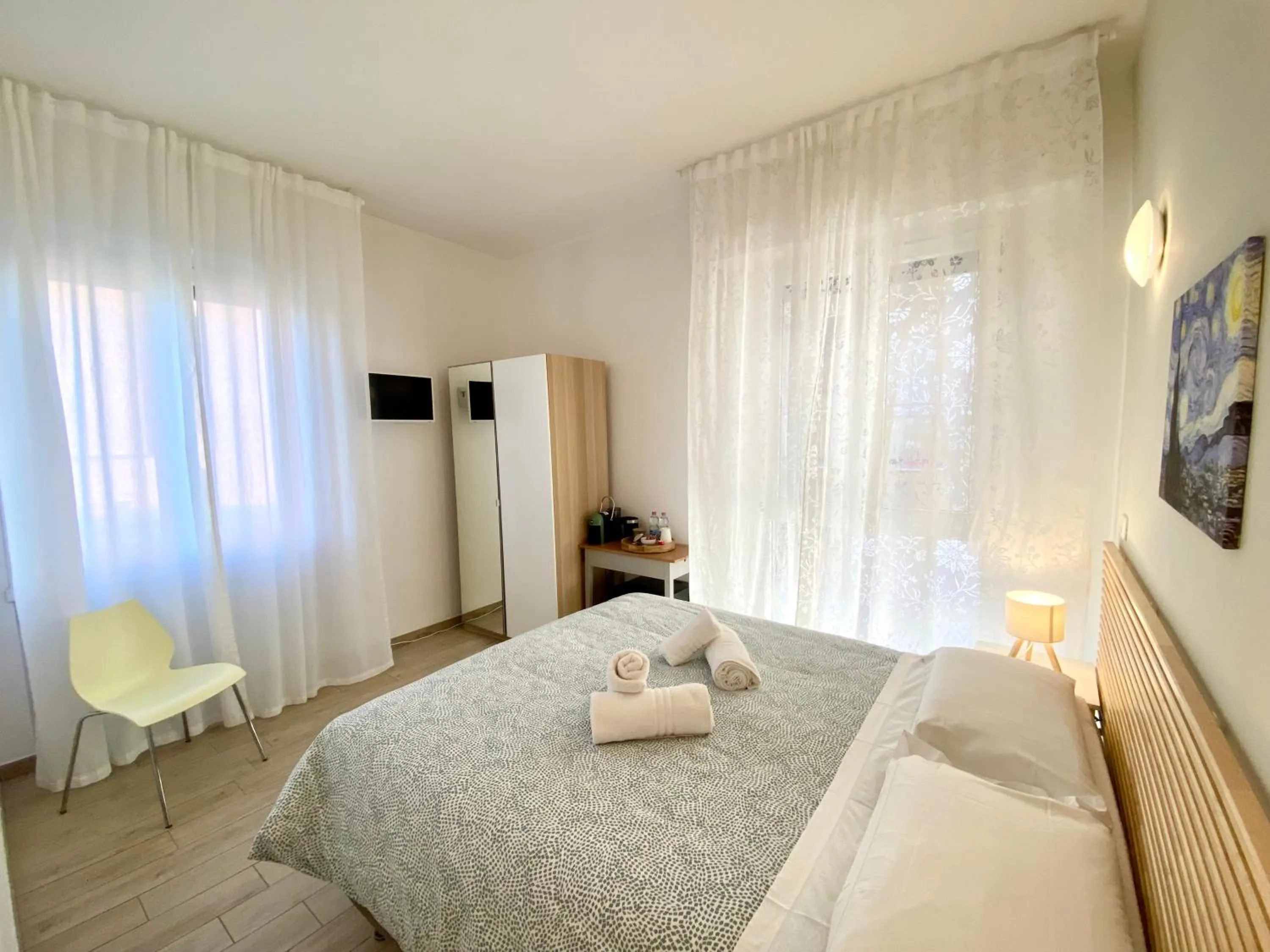 Bed in The Green Gate - Airport Guest House