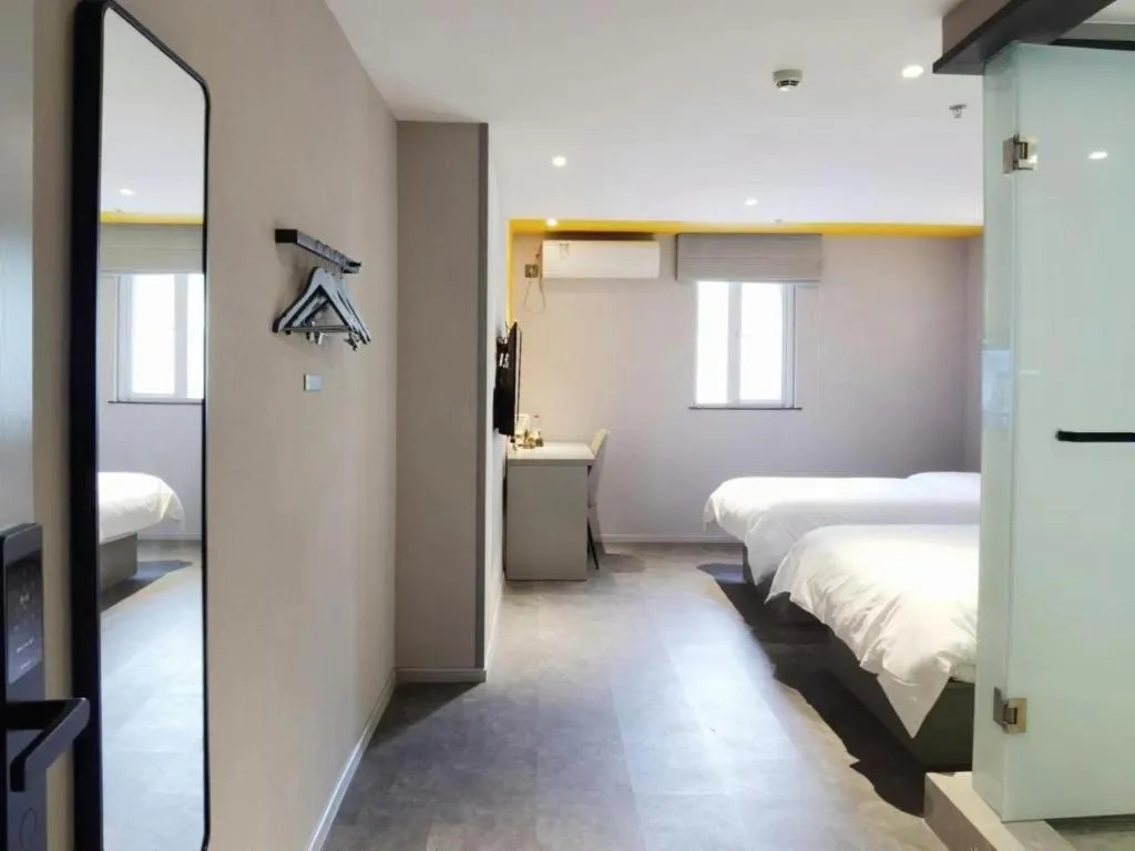 Bed in 7 Days Inn Nanjing Xinjiekou Changfu Street Metro Station