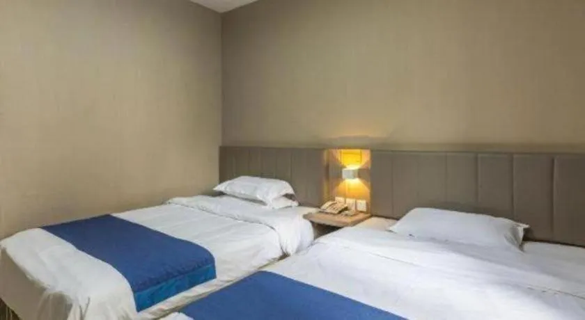 Bed in 7 Days Inn Qingdao Si Liu South Road