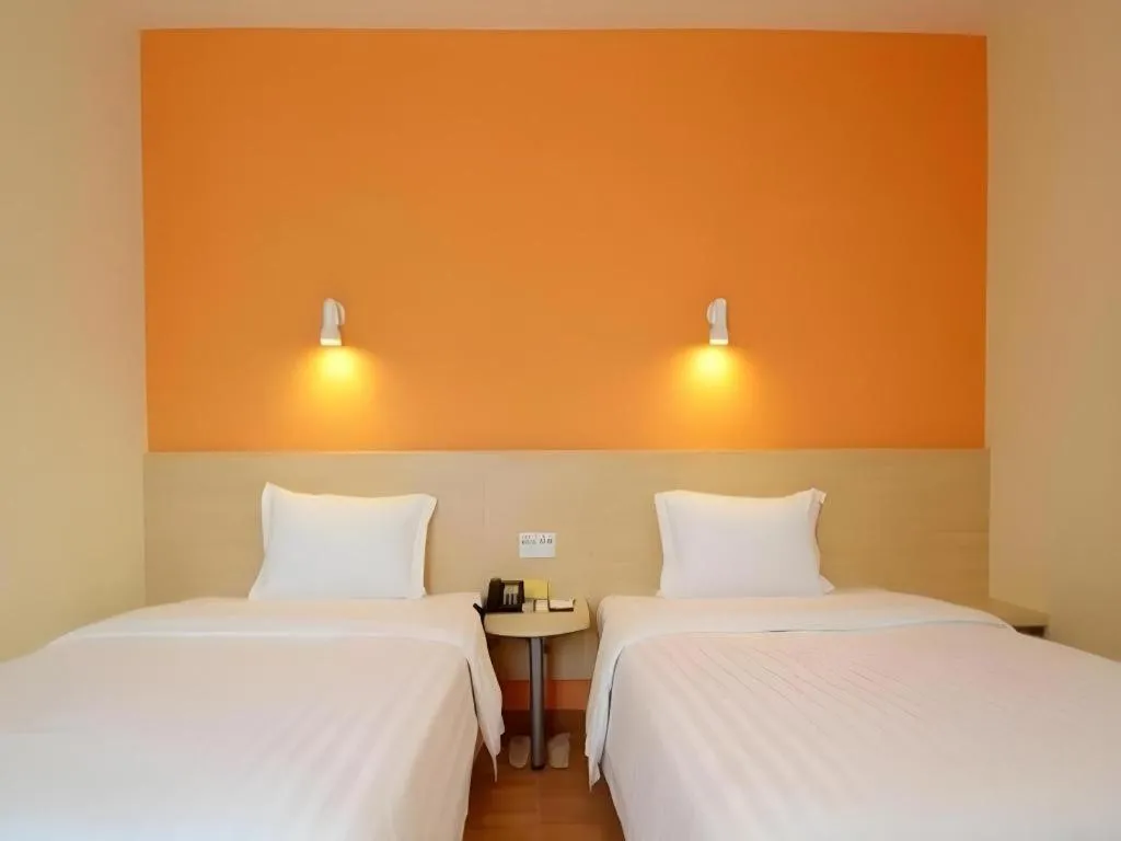 Bed in 7 Days Inn Wuhan Huaqiaocheng Happy Valley