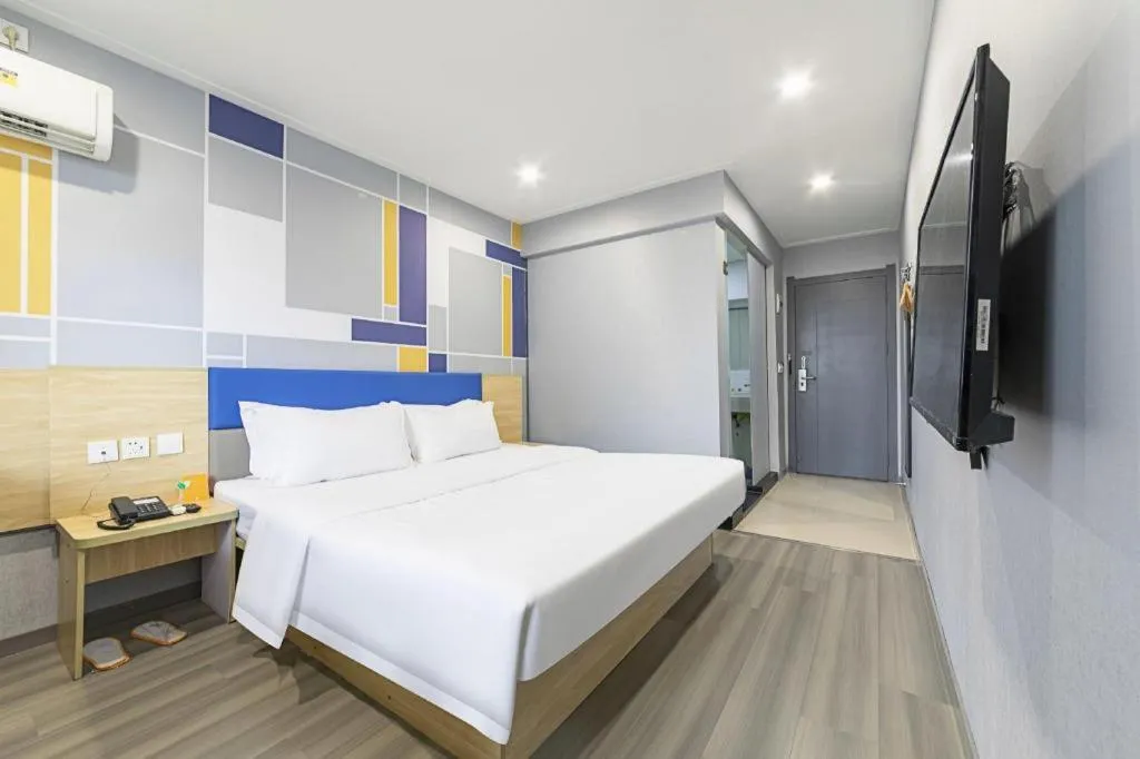 Bed in 7 Days Inn Wuhan Huaqiaocheng Happy Valley