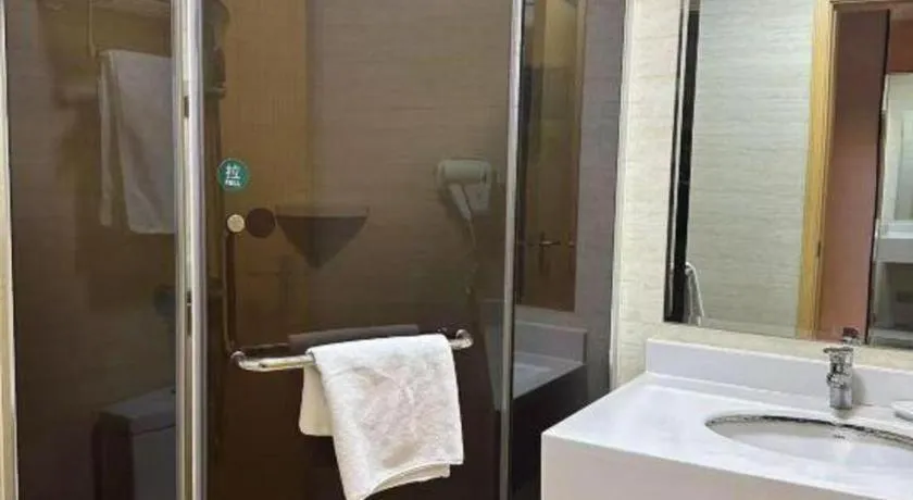 Greentree Inn Shanghai Middle Xinfu Road Huazhi Road Business Hotel